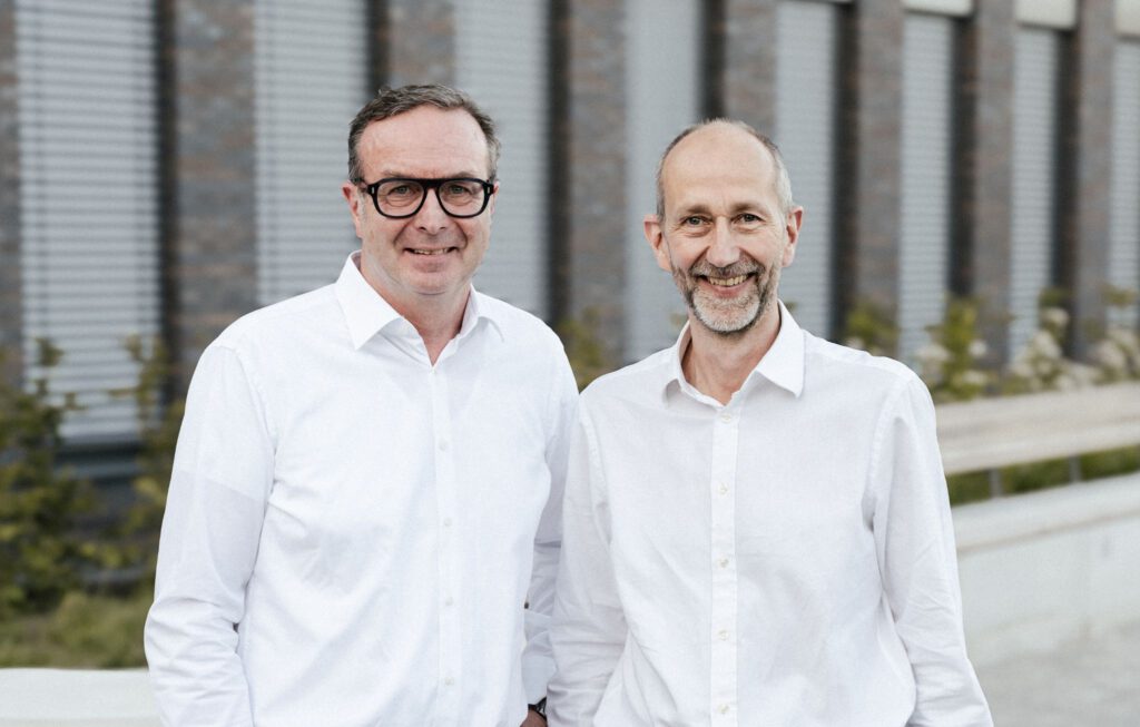 Ärzte für Mund-, Kiefer- und Gesichtschirurgie_Dr. Flinzberg und Dr. Lenard
